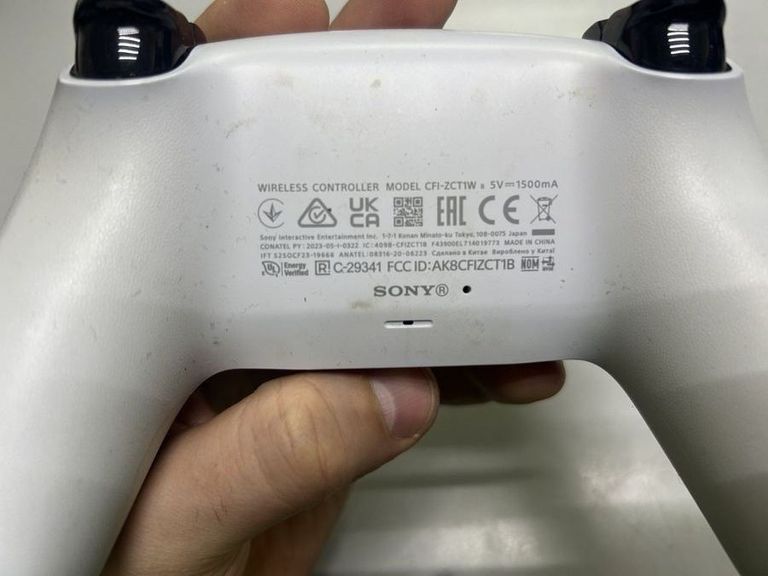 Оголошення Sony DualSense Black Б/У