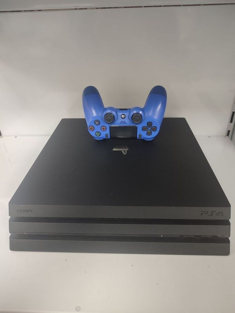 Купити Sony playstation 4 pro Б/У