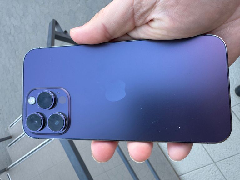 Купить Apple iPhone 14 Pro Max 128GB Deep Purple (MQ9T3) Б/У