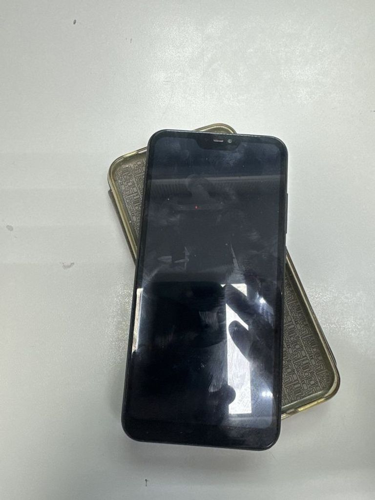 Оголошення Xiaomi redmi 6 pro 4/64gb Б/У