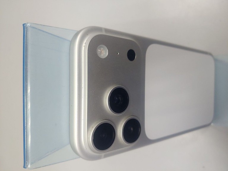 Apple iPhone 17 Pro 256GB Deep Blue (MG8J4) Код:01-200931979. Зображення 10