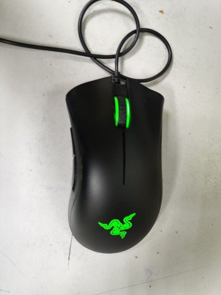Дешево Razer deathadder essential з ломбарду