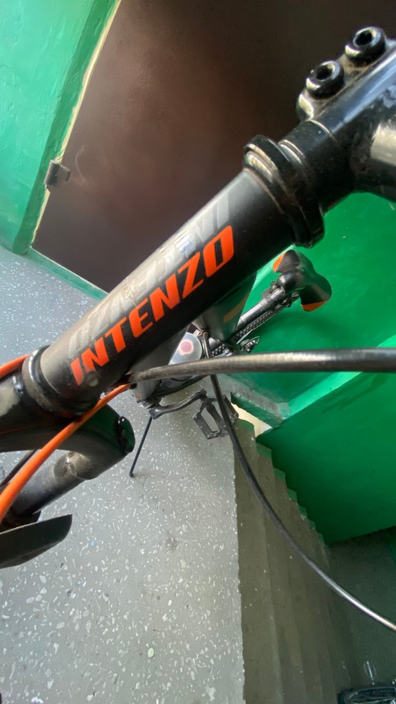 Intenzo Forsage 29" 2021 / рама 21" черный/красный Код:null. Изображение 8