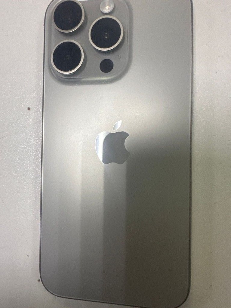 Розпродаж Apple iphone 15 pro 1tb esim, продавець Техноскарб