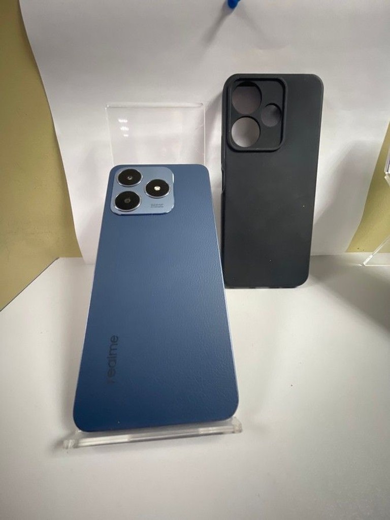 Купити Realme c63 8/256gb Б/У
