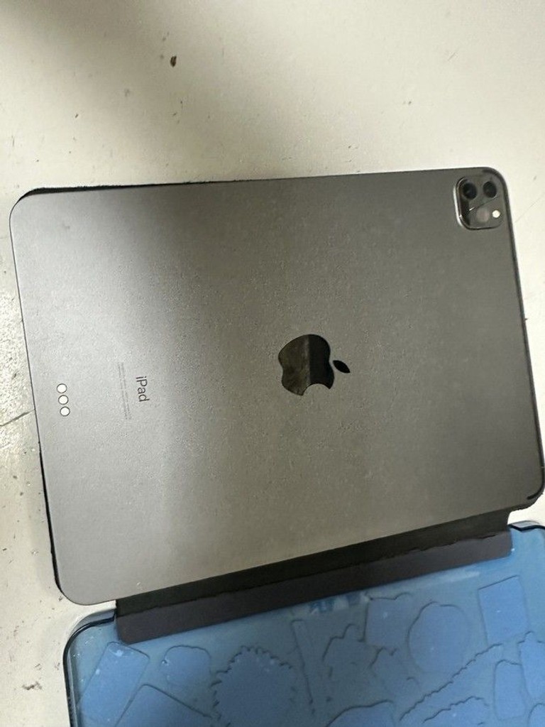 Распродажа Apple ipad pro 11 2020 wi-fi 256gb, продавец Техноскарб