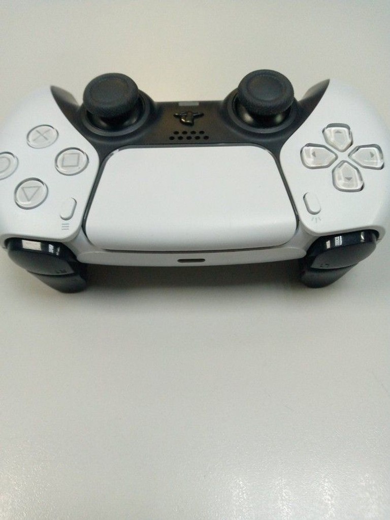Дешиво Sony DualSense Black с ломбарда