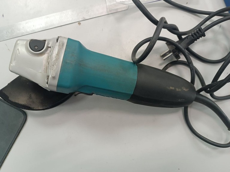 Дешиво Makita GA5030 с ломбарда