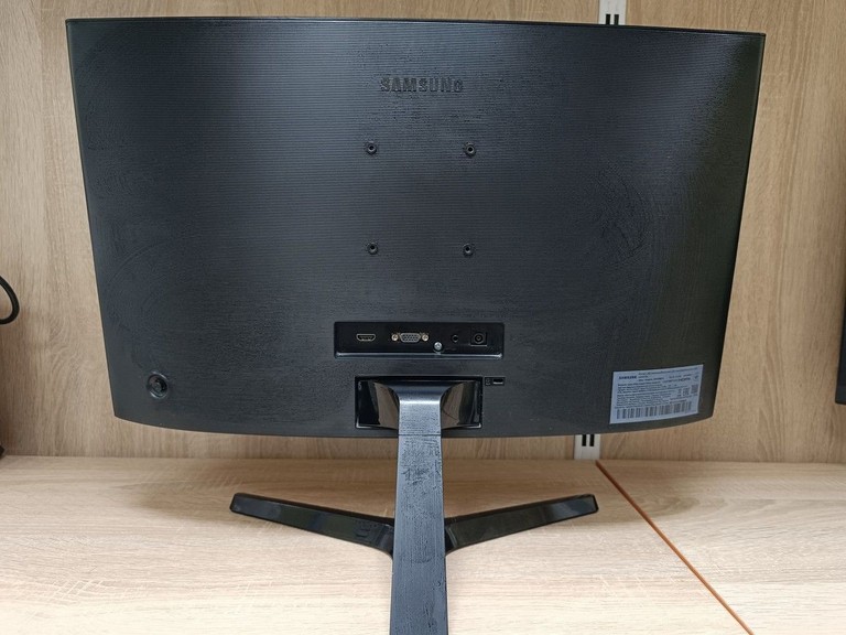 Дешево Samsung c24f396f lc24f396fhixci з ломбарду