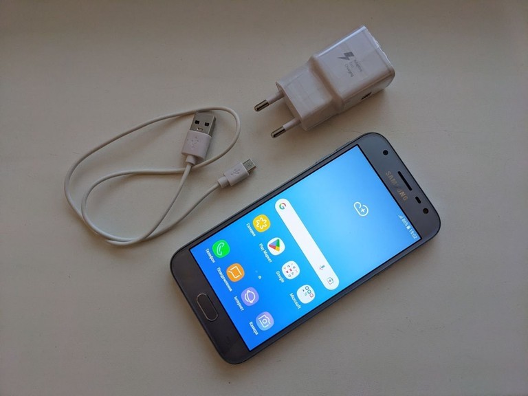 Samsung Galaxy J3 2017 Duos Silver (SM-J330FZSD) Код:null. Зображення 4