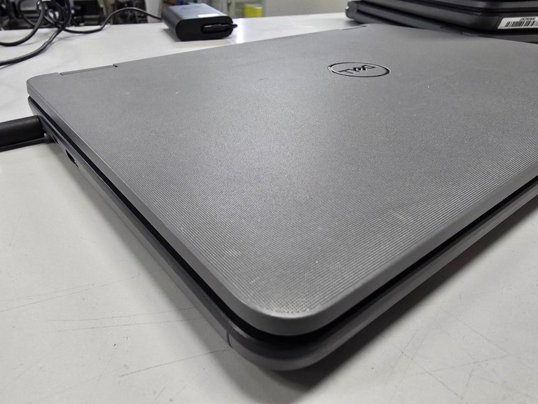 Dell 13/pentium n6000 ddr4/4gb ddr4/hdd *відсутній/ssd 120 gb/*інтегрована Код:01-200946159. Зображення 8