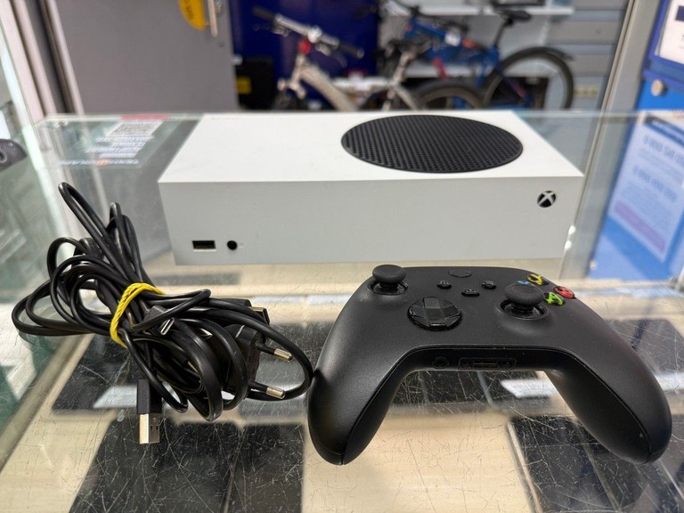 Купити Microsoft xbox series s 512gb Б/У