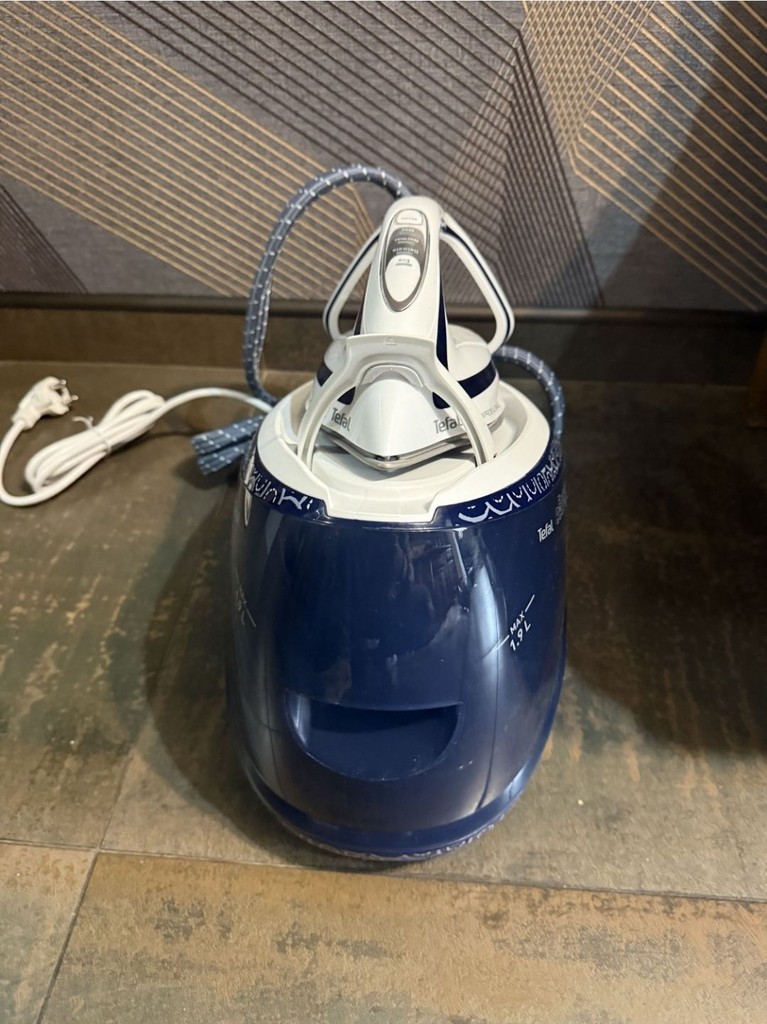 Дешиво Tefal GV9580 с ломбарда