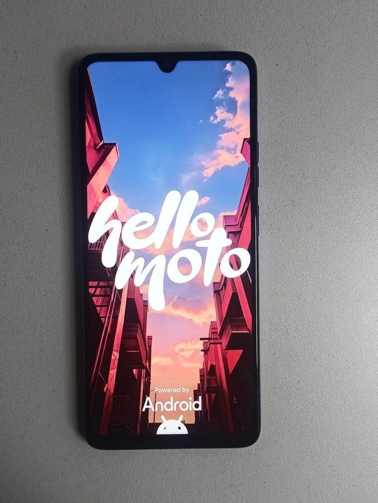 Купить Motorola moto g06 4g 4/64gb tendril Б/У