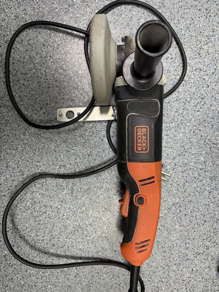 Дешиво Black&Decker kg1202 с ломбарда