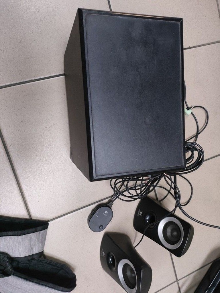 Дешево Logitech z313 з ломбарду