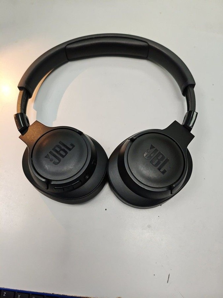 Дешево Jbl tune 720bt з ломбарду