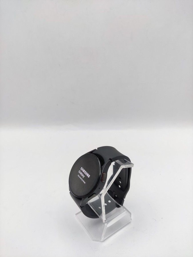 Дешиво Samsung galaxy watch5 40mm с ломбарда