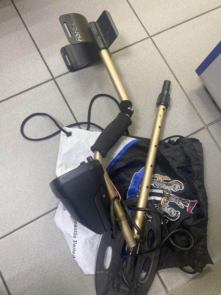 Купити Fisher f5 Б/У