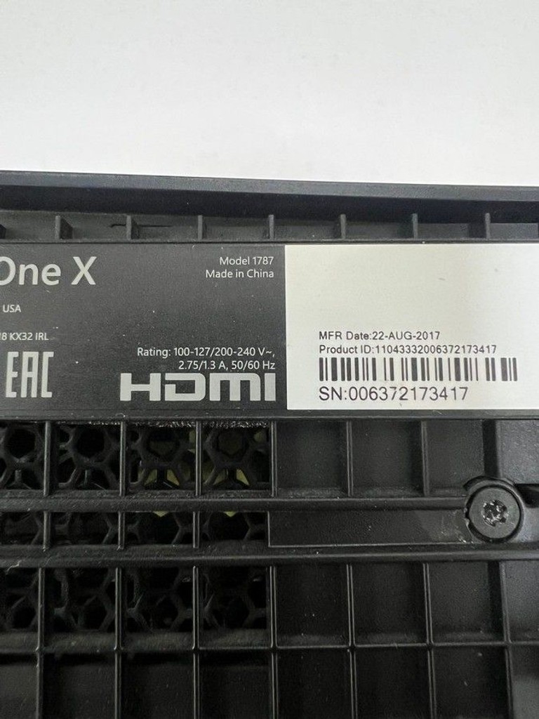 Дешиво Microsoft Xbox One X 1TB с ломбарда