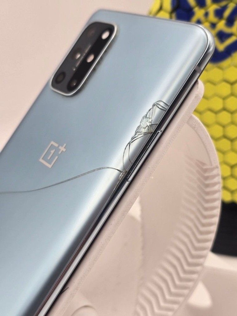 Дешиво Oneplus 8t 8/128gb с ломбарда