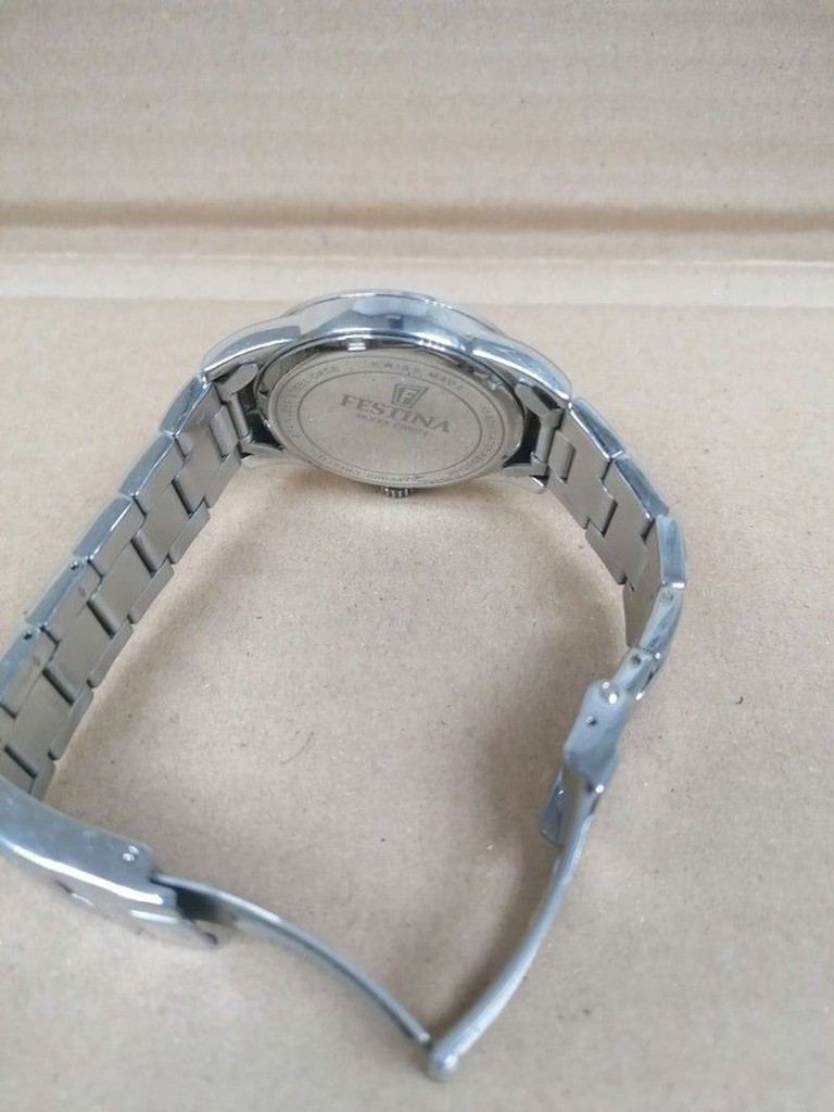 Дешиво Festina f20024 с ломбарда