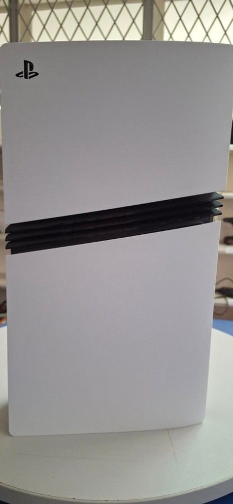 Купити Sony Playstation 5 Pro 2TB Б/У