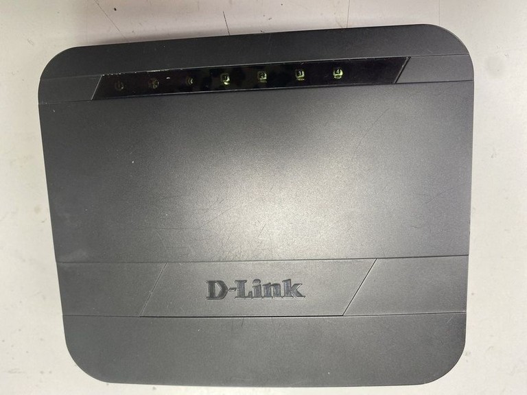 Купить D-Link DIR-300 Б/У