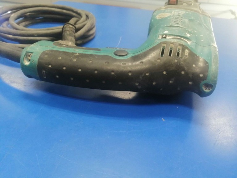 Makita HR2470 Код:01-201158831. Изображение 7