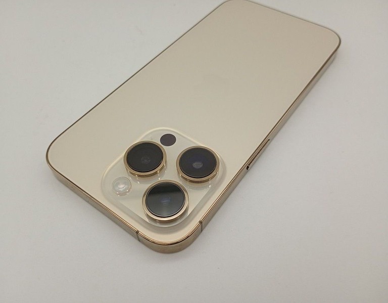 Объявление Apple iphone 14 pro 1tb Б/У