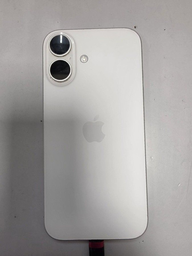Купити Apple iphone 16 128gb Б/У