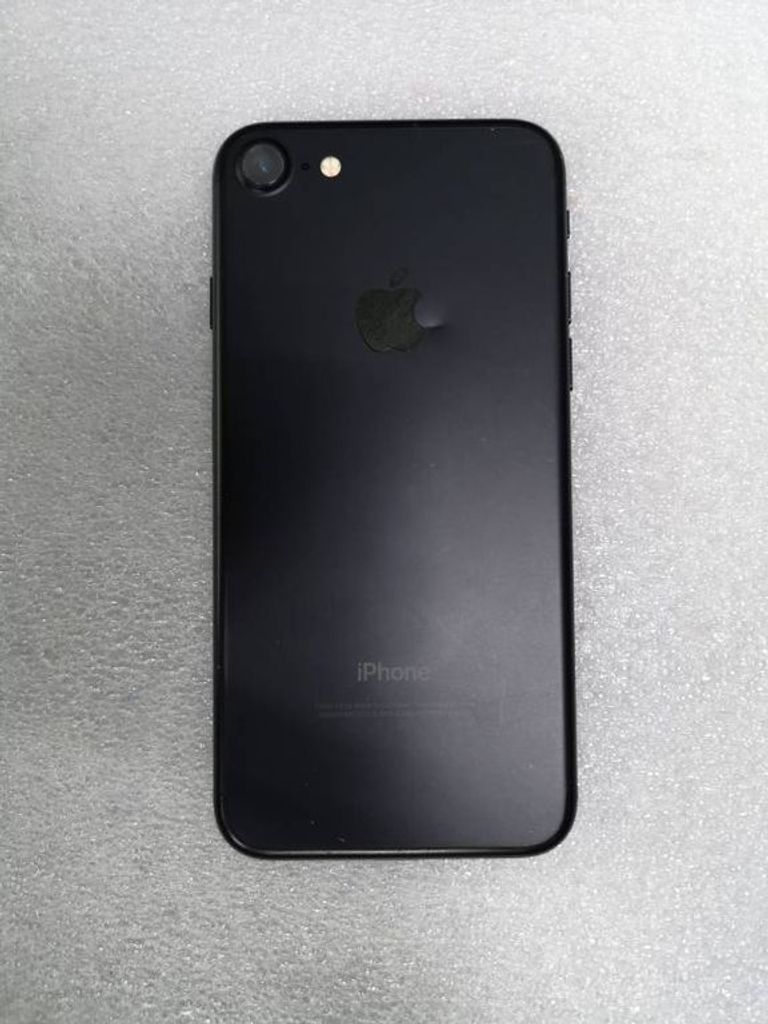 Дешиво Apple iphone 7 32gb с ломбарда