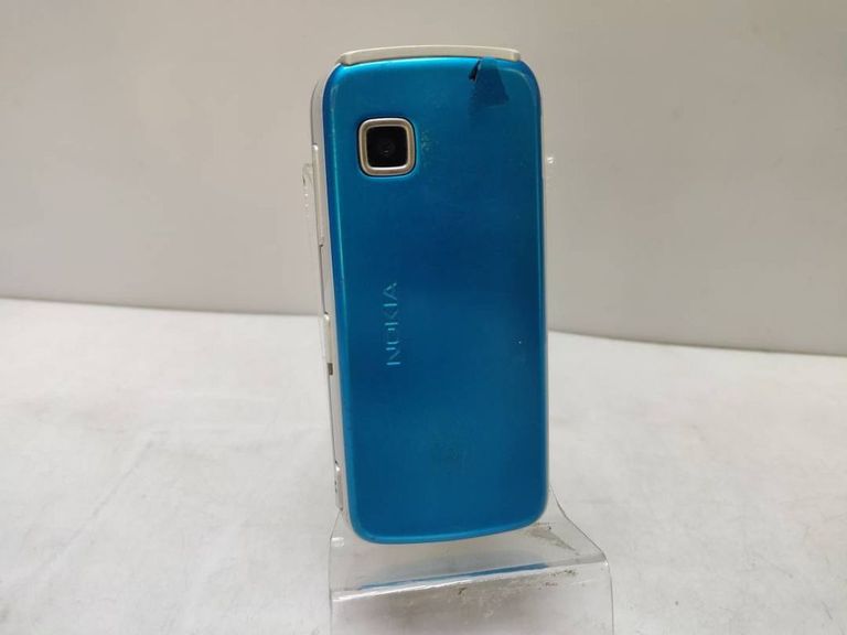 Дешево Nokia 5230 з ломбарду