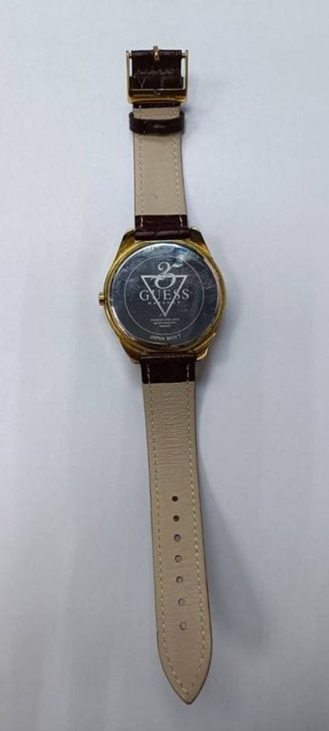 Guess w85038l4