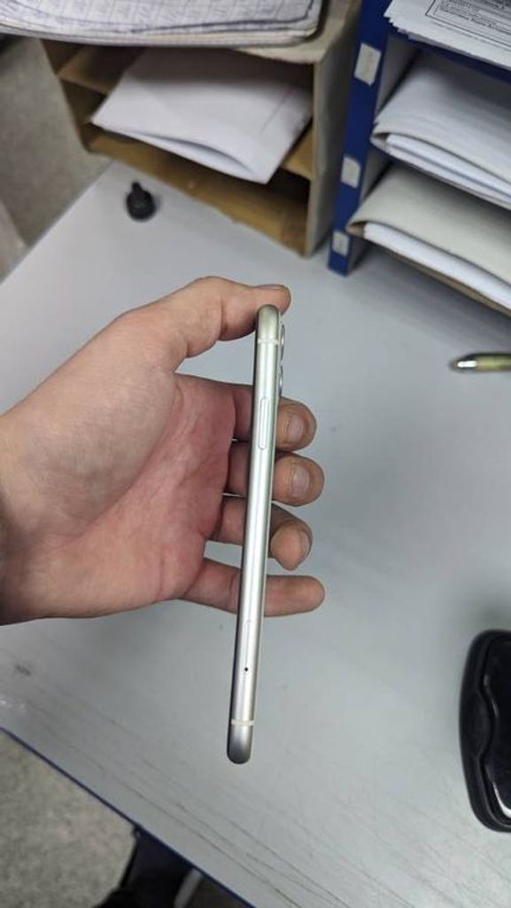 Розпродаж Apple iphone 11 64gb, продавець Техноскарб