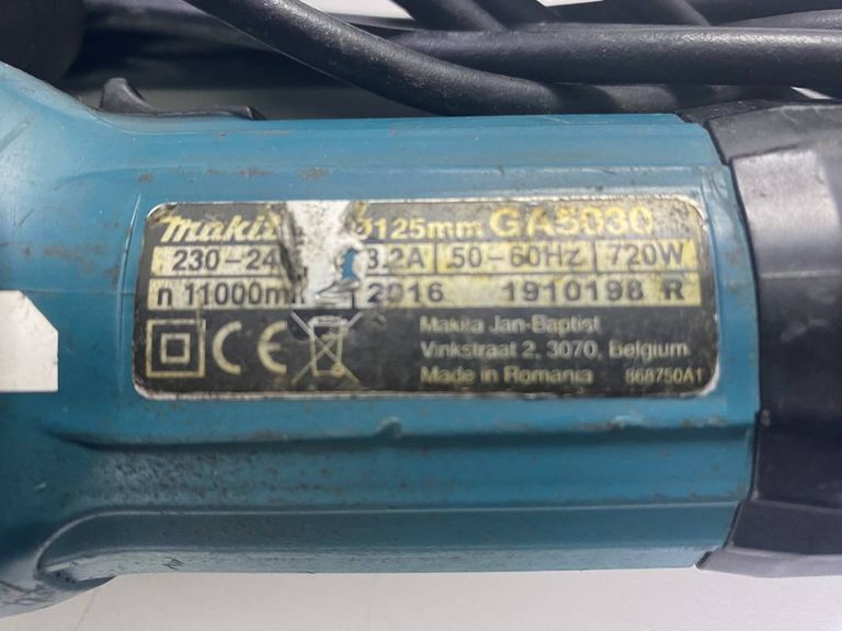 Makita GA5030