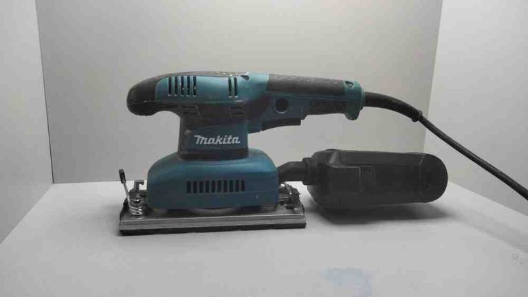 Купити Makita BO3710 Б/У