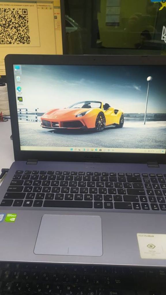 Объявление Asus екр. 17,3/core i5 8250u 1,6ghz/ram12gb/ssd240gb/video gf mx130 2gb Б/У