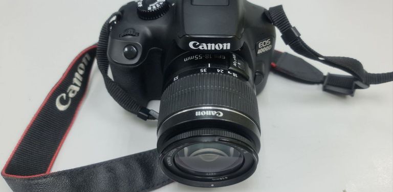 Оголошення Canon eos 4000d/ ef-s 18-55mm macro-0-25m-0-8ft Б/У