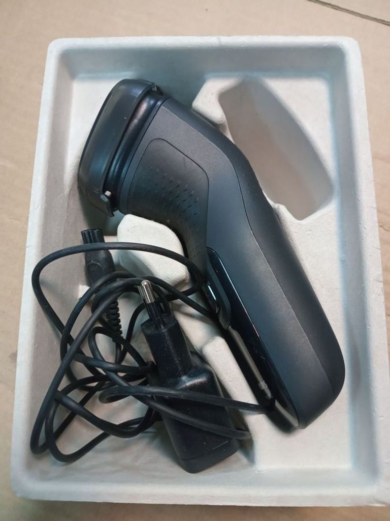 Philips shaver series 1000 s1232 Код:01-200463026. Изображение 5