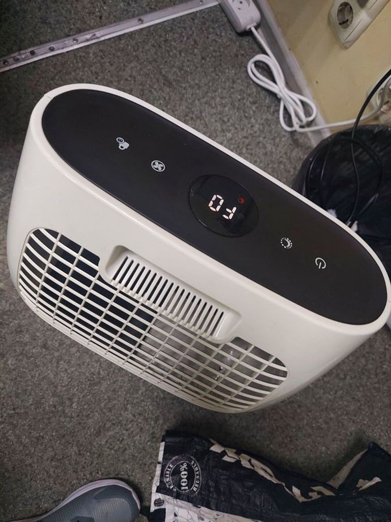 Дешево Philips ac1214 з ломбарду