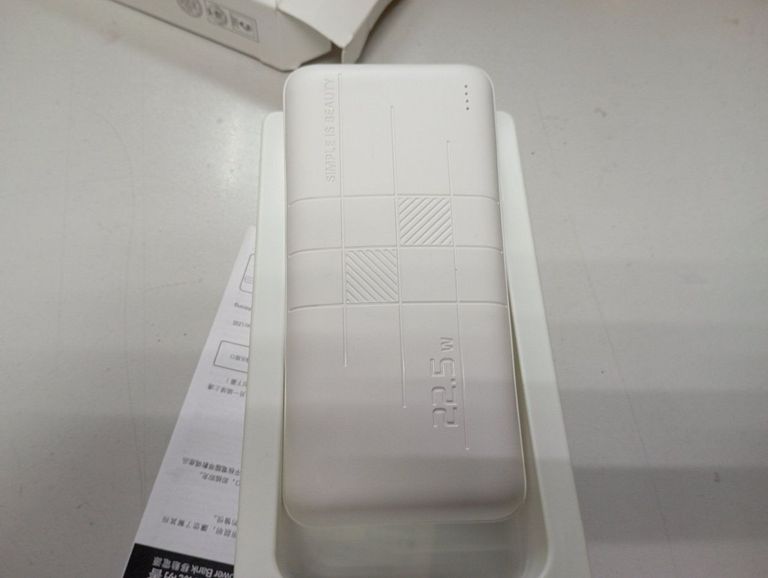 Купить Xo pr188 2usb+type-c qc&pd3.0 22.5w 20000mah Б/У