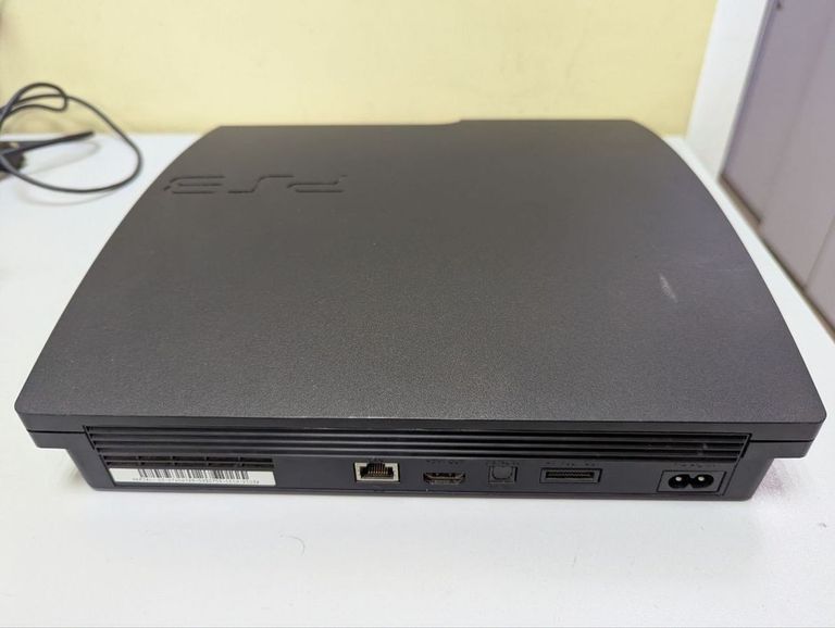 Sony playstation 3 slim 320gb Код:01-200540423. Изображение 9