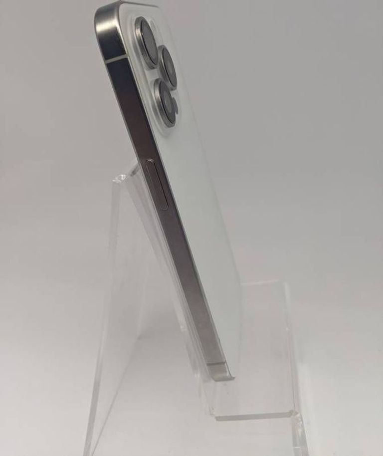 Apple iphone 15 pro 512gb Код:01-200453836. Зображення 10