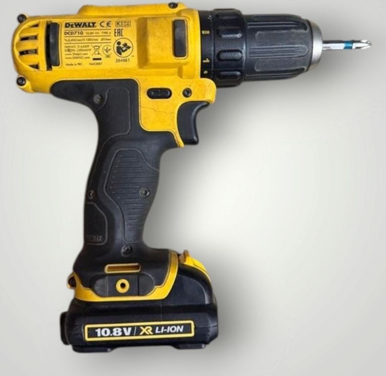 Объявление Dewalt dcd710 1акб 1.3ah зп Б/У