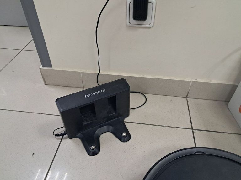 Оголошення Rowenta Explorer Serie 80 RR7755WH Б/У