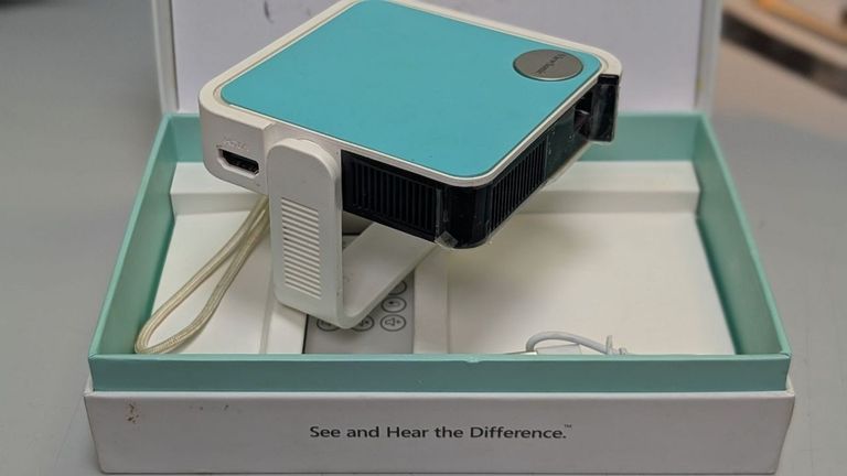 Дешево Viewsonic m1 mini vs18039 з ломбарду