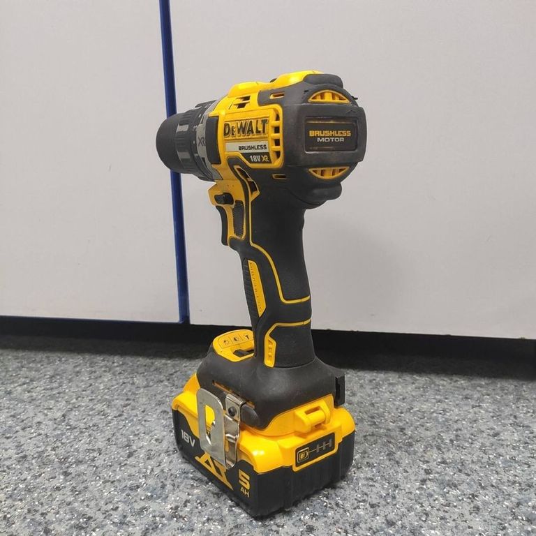 Dewalt dcd791 2акб 5ah зп Код:01-200635256. Зображення 5