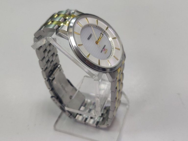 Дешево Orient light-powered 4000 з ломбарду