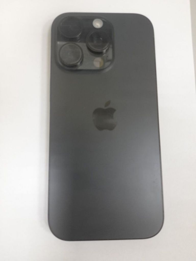 Дешиво Apple iPhone 16 Pro 256GB eSIM Black Titanium (MYMG3) с ломбарда